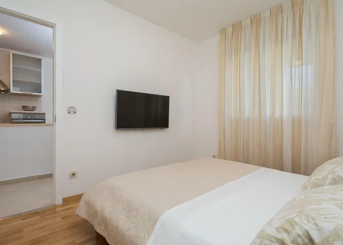 Beachfront Appartamento *