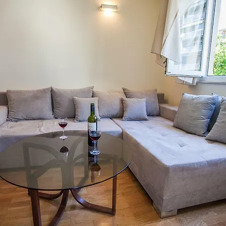 Beachfront Appartamento *