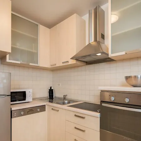 Beachfront Appartamento *