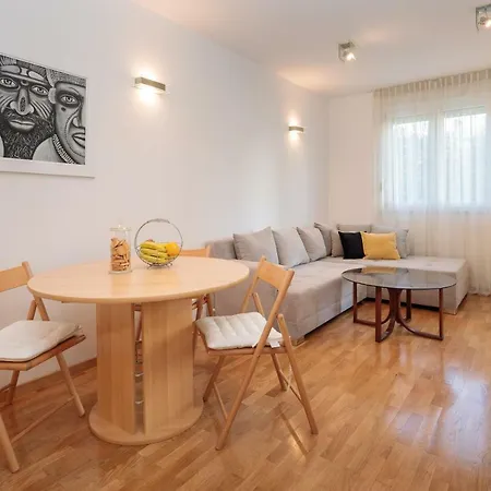 Beachfront Appartamento *